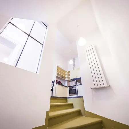 Central Gallery דירה